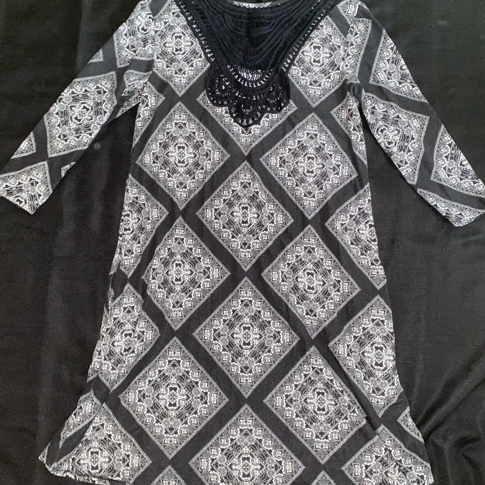 Black & white patterned Flowing comfortable dress